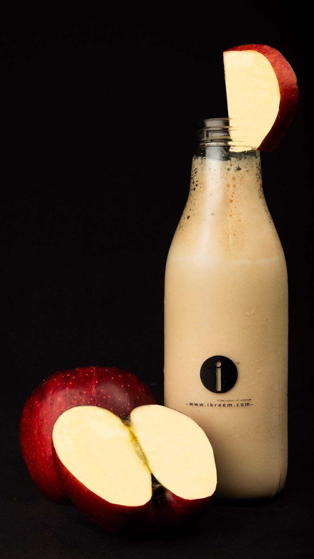 Product photography by Yaadhum Studioz