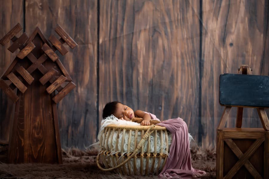 Newborn & Child gallery